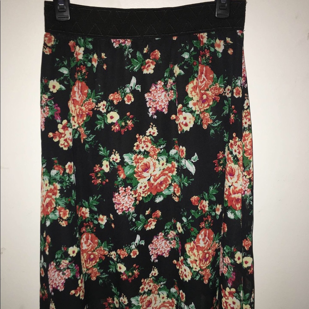 Floral skirt!